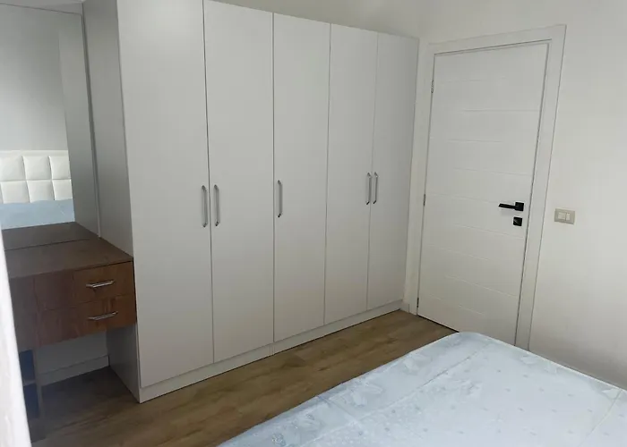 Avi 2 Appartamento *